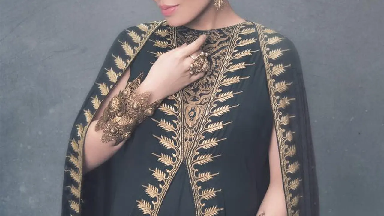 [Bintang] Ayu Dewi