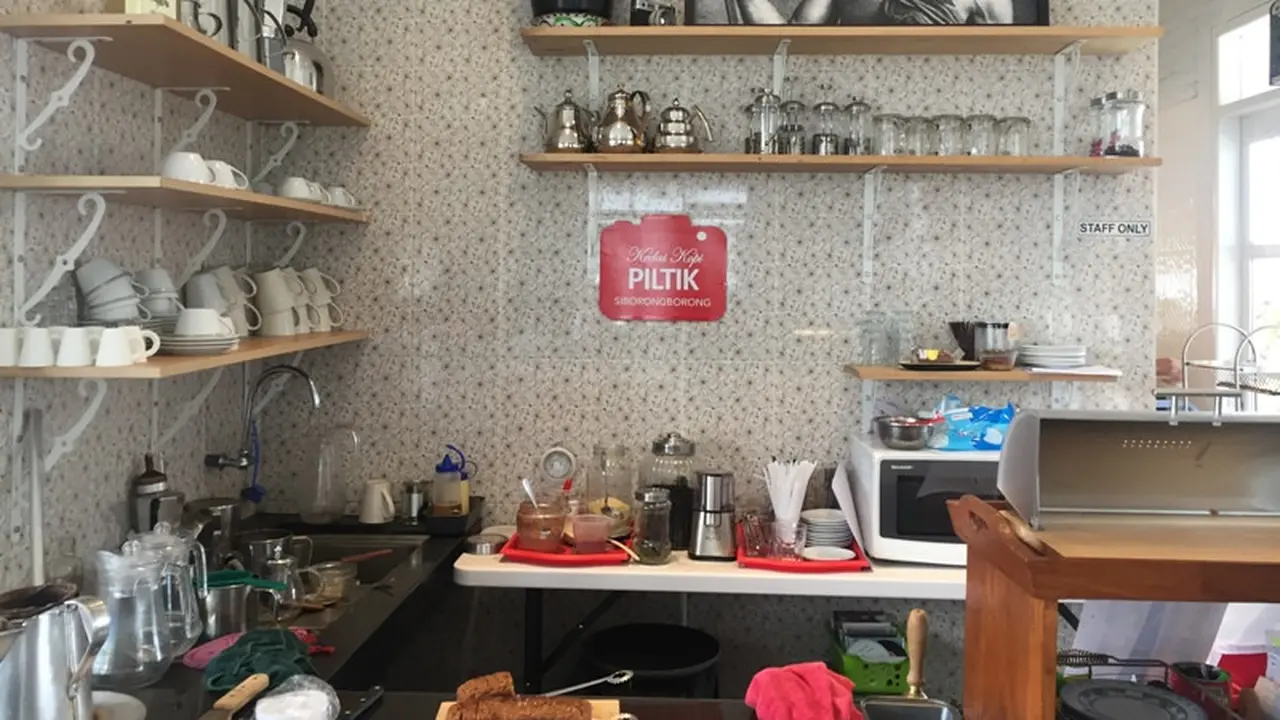 Liburan ke Siborongborong, Wajib Coba Kedai Kopi yang Satu Ini