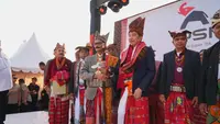 Jokowi Dinobatkan Jadi Raja Timor