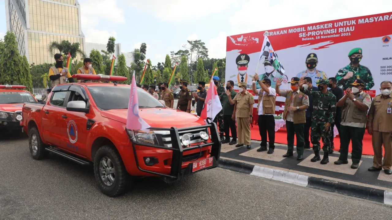Gerakan Mobil Masker di Provinsi Riau.