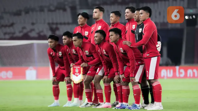 Starting XI Pemain Timnas Indonesia U-23 dalam laga Grup A Piala AFF U-23 2025 melawan Brunei di Stadion Utama Gelora Bung Karno (SUGBK), Senayan, Jakarta, Selasa (15/07/2025). (Bola.com/Abdul Aziz)