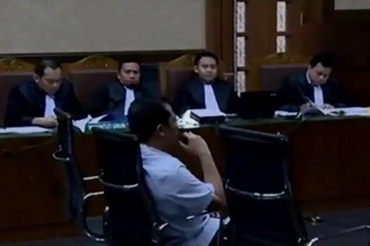 Pengakuan Adik Ipar Jokowi Tentang Kasus Suap Pajak