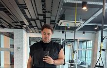 Konsisten Diet & Kini Rajin Ngegym, Potret Terbaru Ivan Gunawan yang Berharap Tubuhnya Kekar Berotot