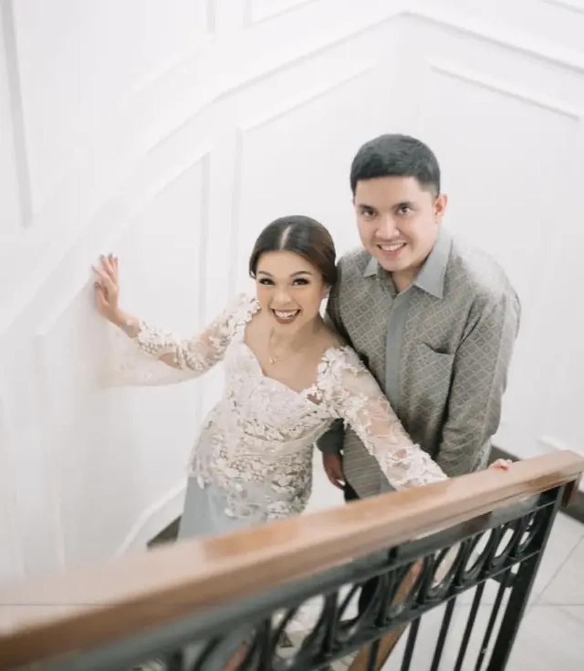 6 Pesona Kebaya hingga Makeup Aisha, Calon Istri Komika Oza Rangkuti