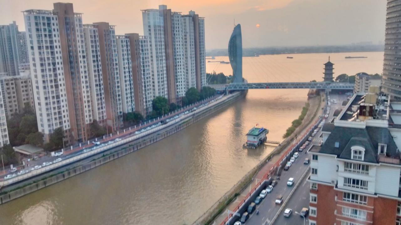 Sungai Qingyi di Jantung Kota Wuhu, Cina (Liputan6.com/Jonathan Pandapotan Purba)