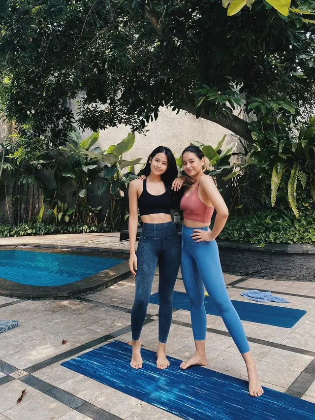 Punya Perut Sixpack, Ini 7 Gaya Maudy Ayunda Saat Olahraga