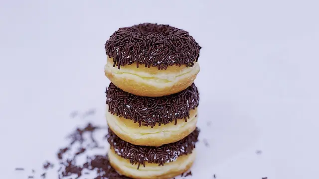 Donut premium 2nd Wisk topping cokelat/dok. Donny Karyadi