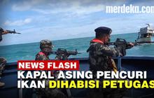 VIDEO: Sangar Petugas Patroli KKP Serbu 2 Kapal Asing di Laut Natuna, Satu Tenggelam