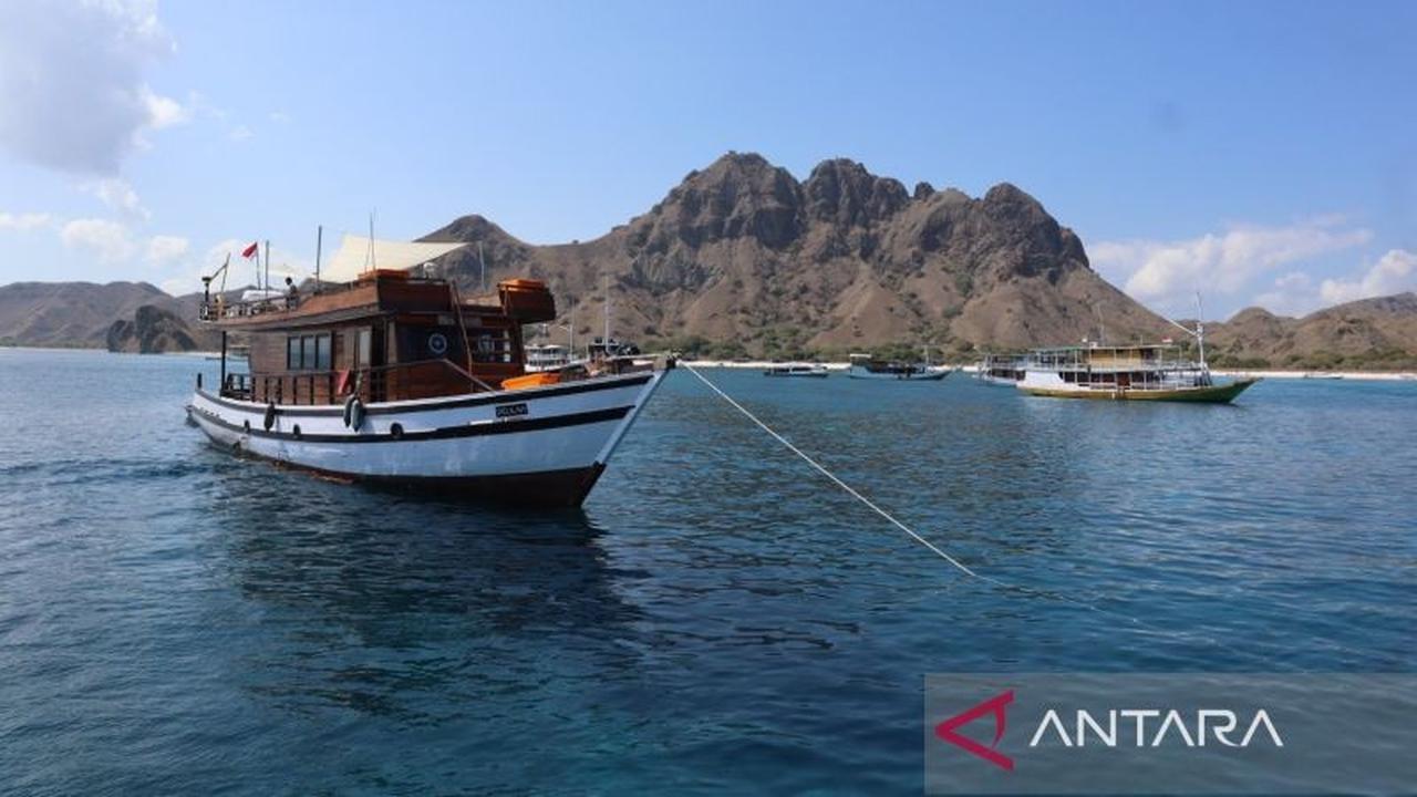 KSOP Labuan Bajo Imbau Nakhoda Waspada Cuaca Ekstrem, Potensi Bahaya di Perairan Komodo Meningkat