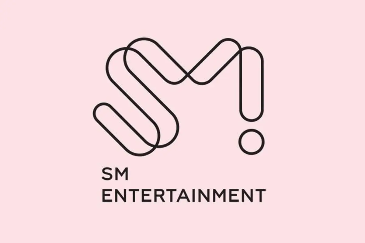 Logo SM Entertainment. (SM Entertainment via Soompi)
