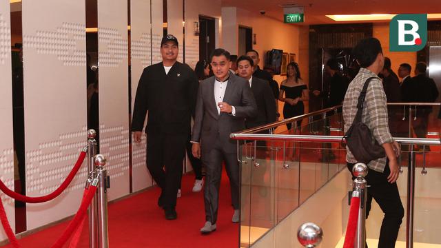 Foto: Tampil Modis, Begini Gaya Coach Indra Sjafri dan Sejumlah Mantan Atlet dan Pelatih di Atas Karpet Merah