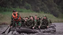 Acara yang berlangsung di tepian danau Situ Lembang, Bandung Barat, Jawa Barat tersebut juga didampingi oleh Komando Pasukan Khusus (Kopassus) dan Dinas Psikologi TNI AD (Dispsiad). (Dok. PBSI)