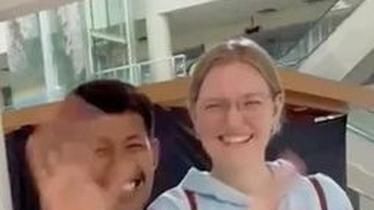 Pria Sumatera Berhasil Taklukkan Hati Bule Inggris, Ramai Jadi Sorotan di Medsos