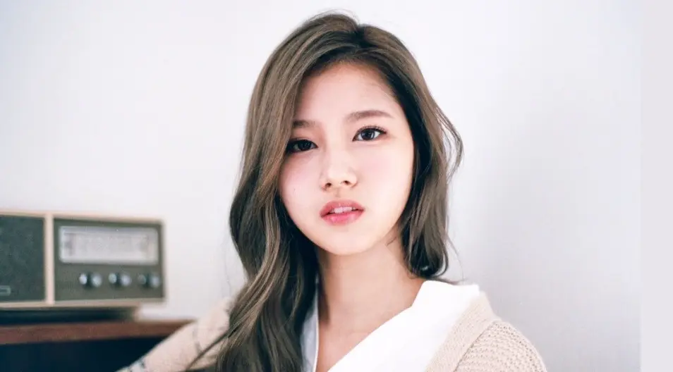 Sana TWICE