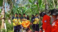 Tim Universitas Pertamina melakukan pemetaan potensi bencana alam dan sosialisasi kepada masyarakat di wilayah Ciletuh-Pelabuhan Ratu Geopark.