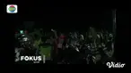 Kedatangan anggota polisi tersebut untuk menangkap para pelaku pemerasan dan pengancaman terhadap seorang warga.
