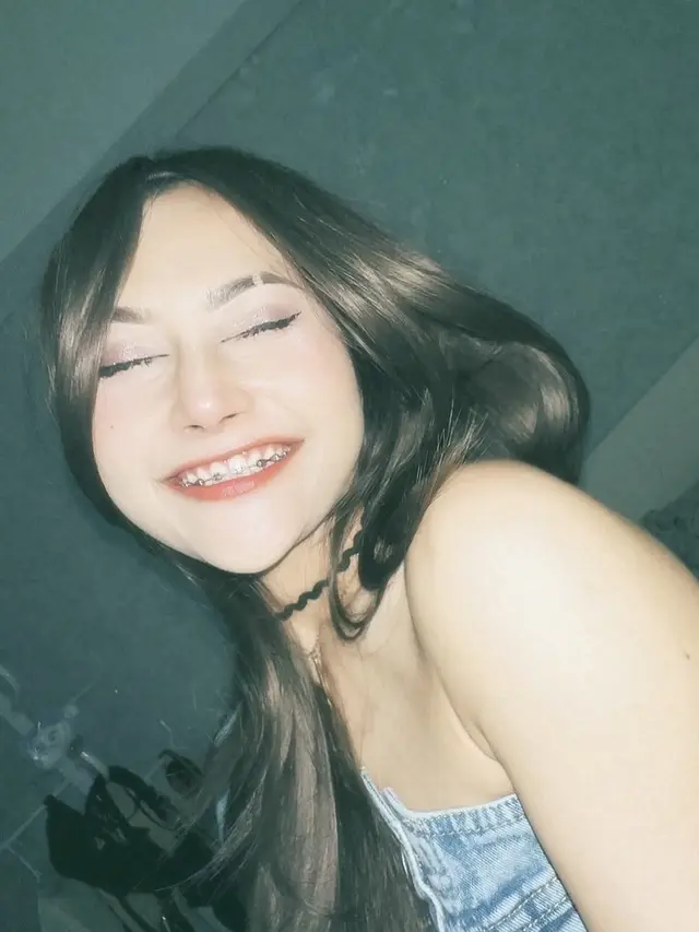 Pesona Riyuka Bunga dengan Riasan, Dipuji Kian Cantik dan Hidungnya Bikin Pangling