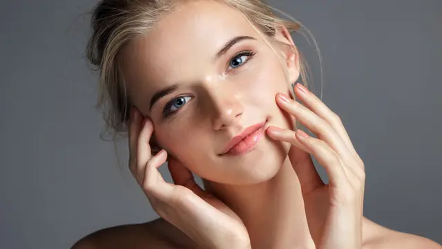 ilustrasi Mengenal perbedaan sebaceous di wajah yang menyerupai blackhead/RomarioIen/shutterstock