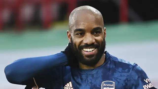 Alexandre Lacazette 2 Gol, Arsenal Gulung Sheffield United
