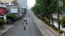 Suasana arus lalu lintas di kawasan pusat pertokoan Glodok, Jakarta Jumat (1/9). (Liputan6.com/Helmi Afandi) 
