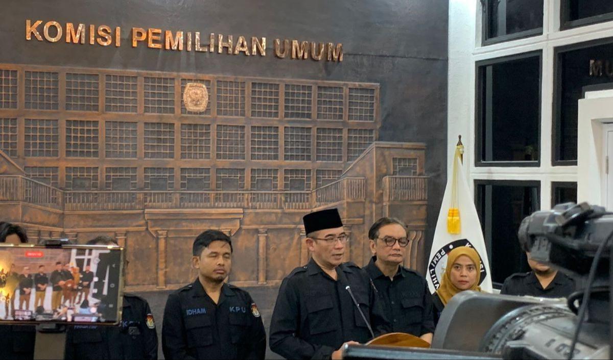 Aristo menjelaskan, pelecehan seks yang diduga dilakukan Hasyim terhadap kliennya dikarenakan adanya tekanan dari hubungan relasi kuasanya. Sebab, posisi Hasyim diketahui adalah ketua KPU RI.