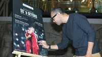 Anggota Exco PSSI, Arya Sinulingga, hadir dalam pembukaan pameran foto dan peluncuran buku "90' & Beyond" di Sarinah, Jakarta Pusat, pada Minggu (24/8/2025). (Dok. PSSI Pers/PFI Jakarta)