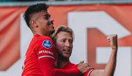 Bek Timnas Indonesia, Mees Hilgers mencetak satu gol saat FC Twente menang telak 4-0 atas Heracles dalam lanjutan Eredivisie 2024/2025, Minggu (27/10/2024) (Dok. FC Twente).
