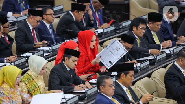 Sah, Ini Momen Pengucapan Sumpah dan Janji Anggota DPR 2024-2029