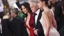 Carys hadir bersama orang tuanya Michael Douglas dan Catherine Zeta-Jones menghadiri upacara pembukaan acara dengan tampilan yang sangat memukau.  (Photo by Vianney Le Caer/Invision/AP)