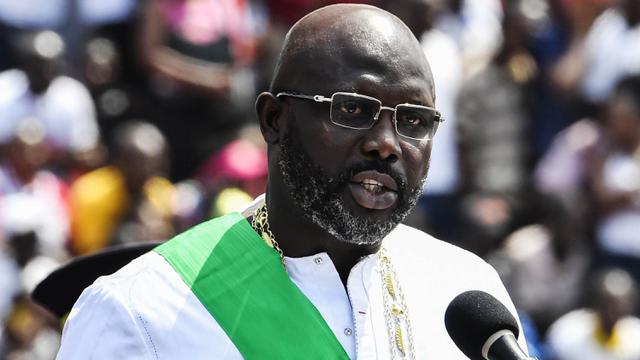 Bintang Sepakbola yang Jatuh Hati Urusi Politik