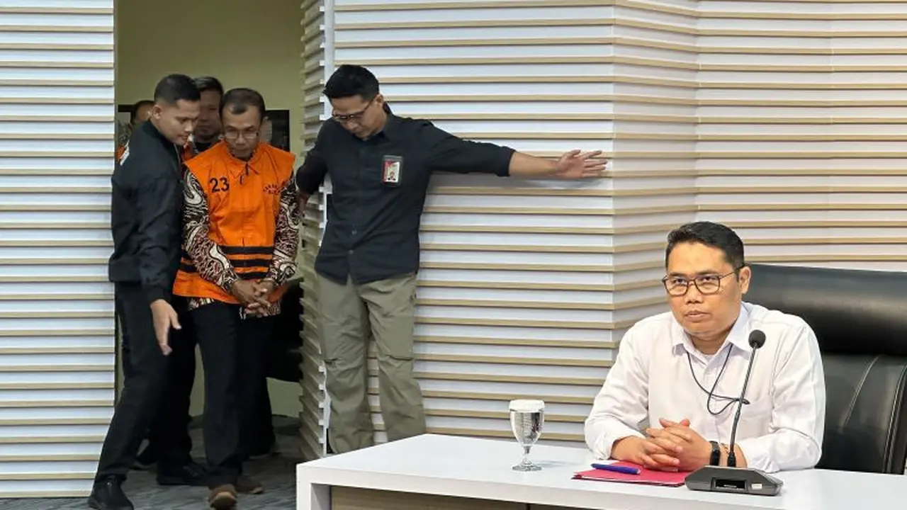 KPK Umumkan 21 Tersangka Korupsi Dana Hibah Jawa Timur