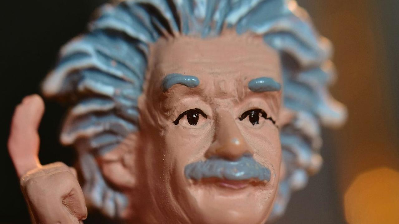 50 Quotes Einstein yang Penuh Arti dan Motivasi Kehidupan