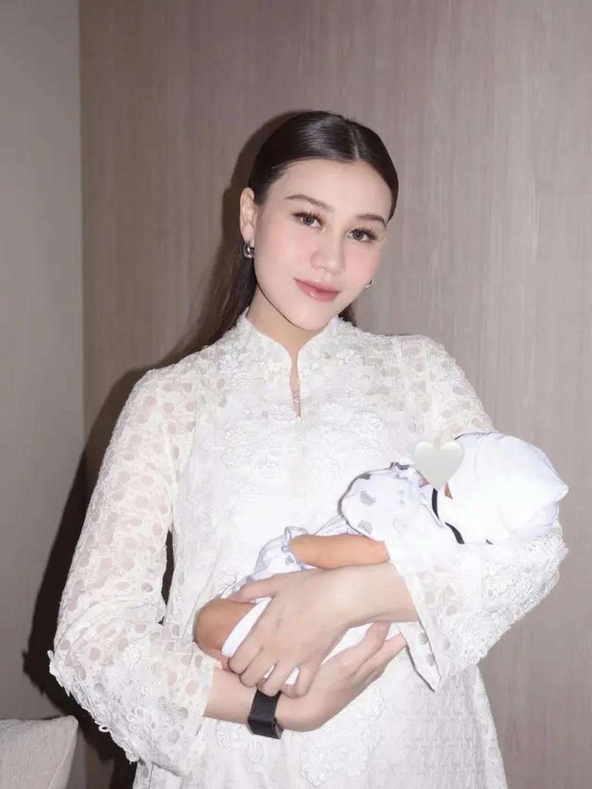 Aaliyah Massaid Sebut ASI untuk Baby Arash Karunia Tuhan: Ini Privilese, Aku Gunakan Sebaik Mungkin