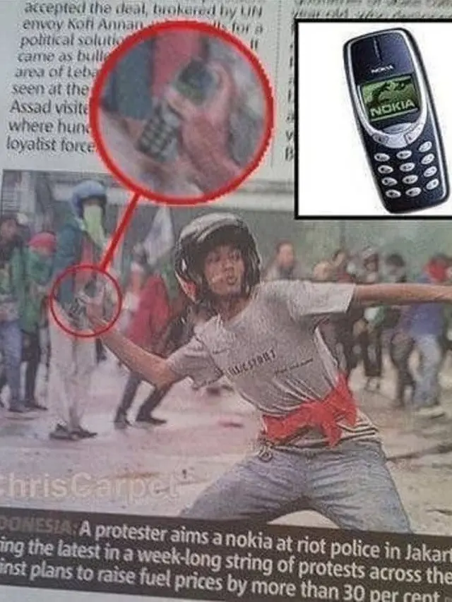 Bikin Nyesek, Begini Tingkah Konyol Orang Indonesia Pakai Ponsel
