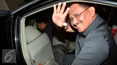 Jaksa Agung Muda Intelijen, Adi Toegarisman usai berkunjung ke KPK, Jakarta, Kamis (31/3). Kedatangan Adi untuk mengkonfirmasi pada KPK terkait OTT terhadap oknum jaksa dari Kejaksaan Tinggi DKI Jakarta. (Liputan6.com/Helmi Afandi)