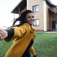 Jangan cuma berpikir soal cinta-cintaan, beberapa hal ini harus ada dalam resolusi 2018 kamu. (Foto: cloudfront.net)