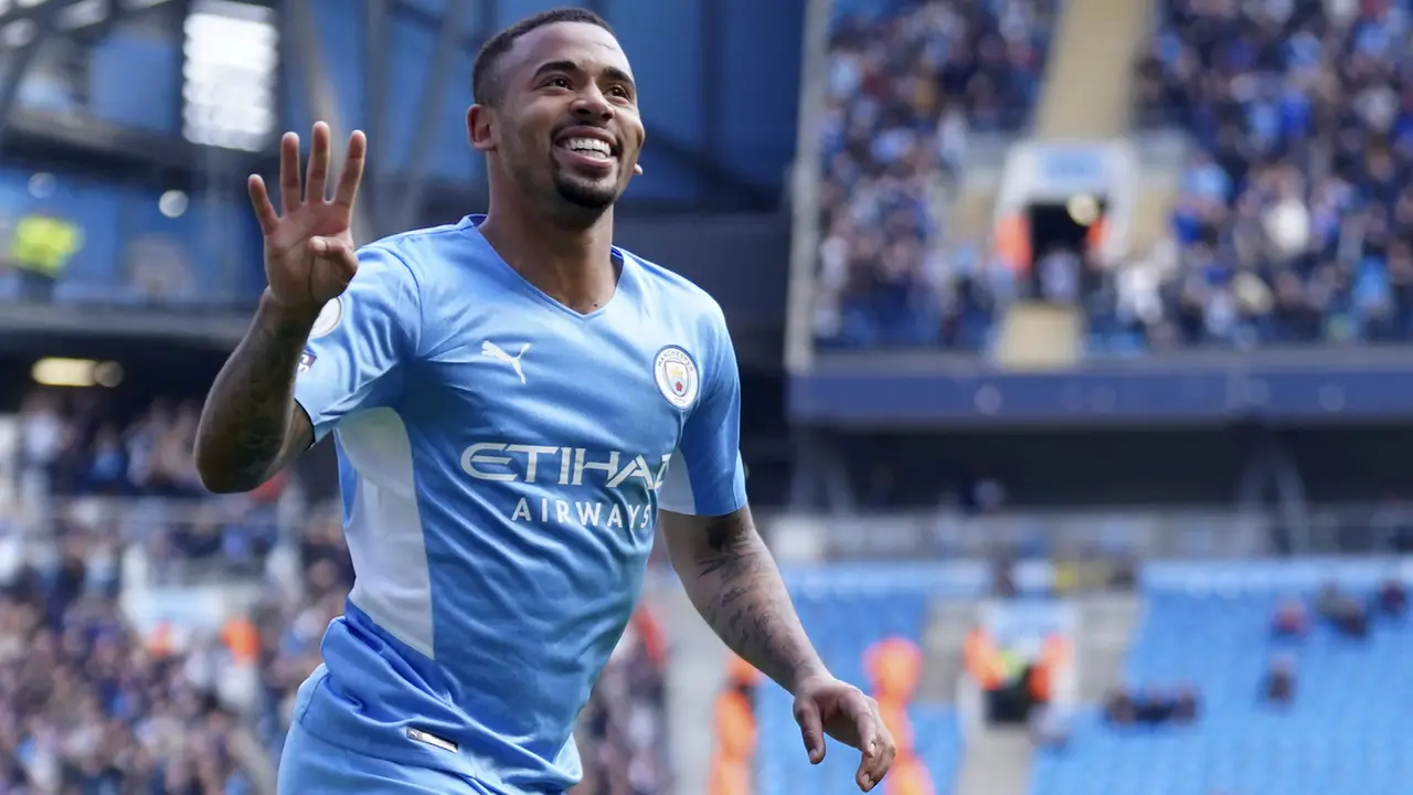 Foto: Deretan 5 Pesepak Bola Brasil Pencetak Hattrick di Premier League, Gabriel Jesus Terbaru