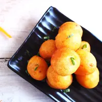 Resep bola-bola ubi coklat keju./Copyright shutterstock.com
