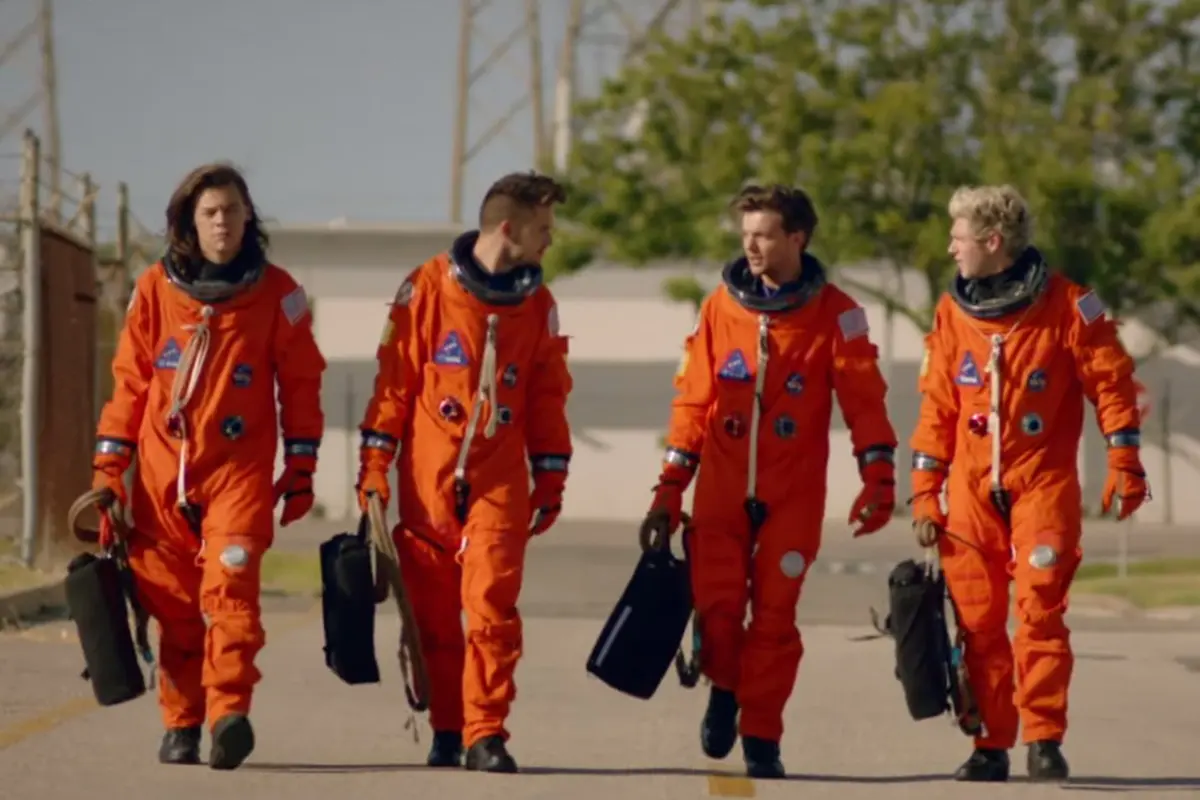 [Bintang] Drag Me Down