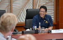 VIDEO: Momen Purbaya Cari-Cari Pejabat Kemenkeu Bahas Impor Nakal "Mana, Tidur Ya! Mereka Pikir Saya Bodoh"