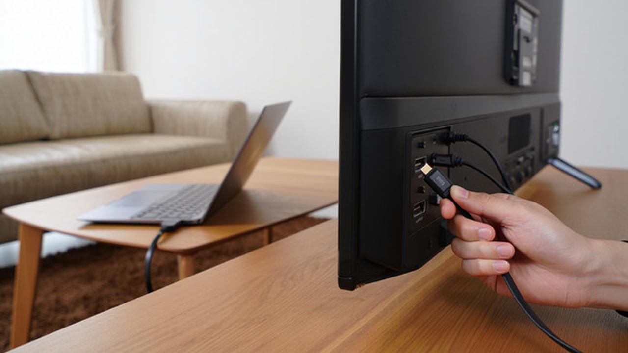 Cara Menyambungkan Laptop ke TV untuk Berbagai Keperluan, Mudah dan Anti Ribet