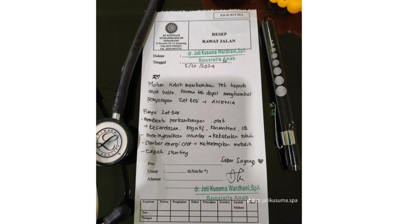 Viral di TikTok, dr. Jatikusuma sebut  teh bisa menghambat penyerapan zat besi pada anak balita, sehingga meningkatkan risiko anemia. Simak penjelasan lengkapnya! (Tangkapan Layar @dr.jatikusuma.spa)