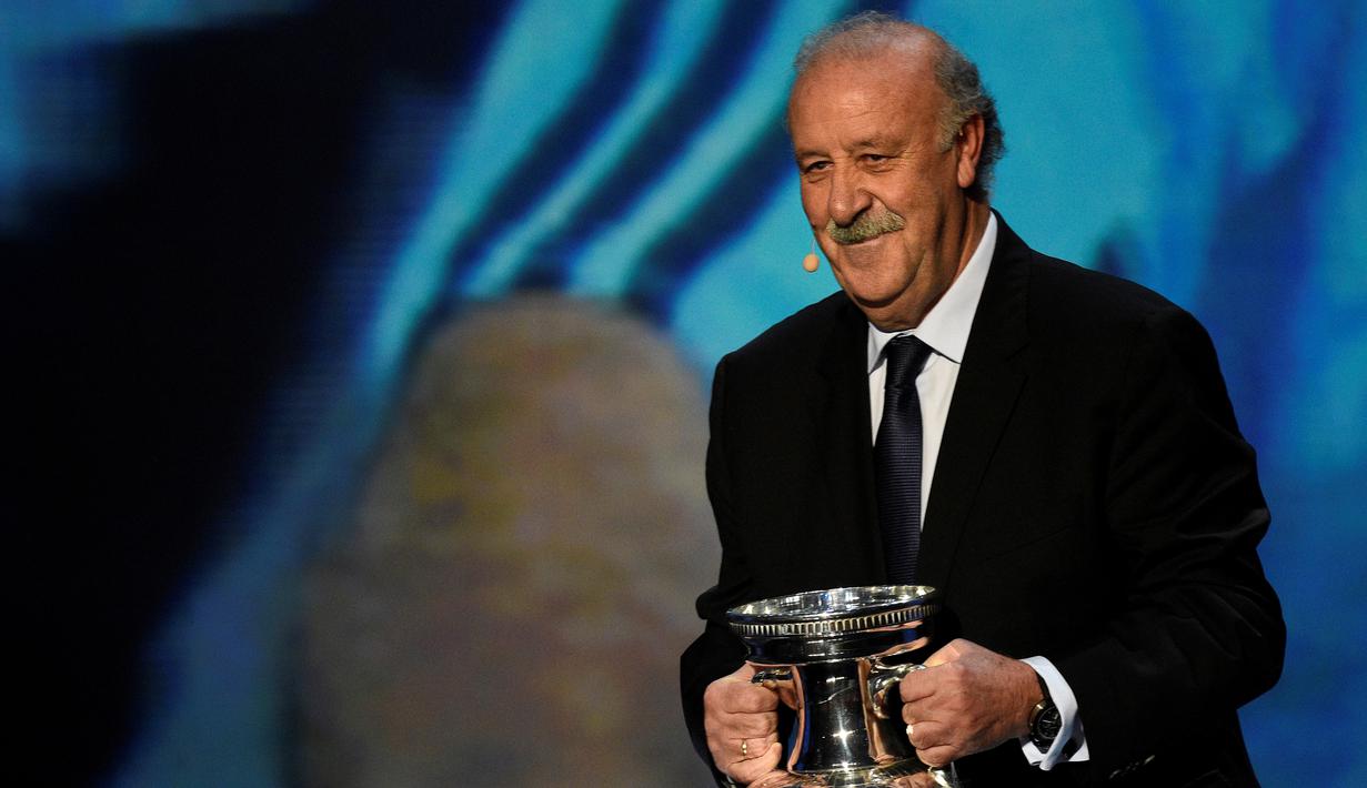 <p>Vicente del Bosque menukangi Real Madrid tahun 1994, 1996, dan 1999-2003. Setelah itu, Del Bosque melatih Timnas Spanyol yang menjuarai Piala Eropa 2008 dan 2012 serta Piala Dunia 2010. (AFP/Franck Fife)</p>