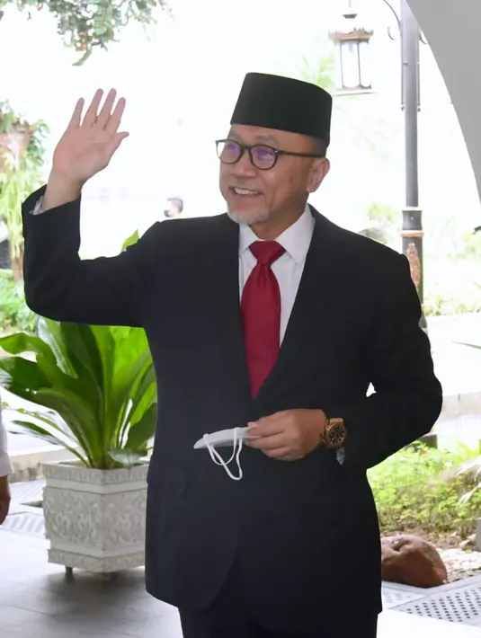 Ketua Umum Partai Amanat Nasional Zulkifli Hasan saat tiba di Istana Kepresidenan Jakarta, Rabu, 15 Juni 2022. Presiden Jokowi mengundang para ketum partai politik menjelang perombakan atau reshuffle kabinet. (Foto: Sekretariat Presiden)