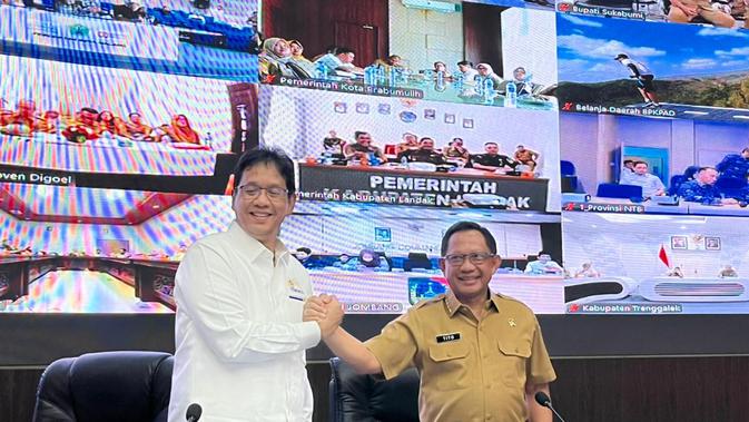 Indonezijska ministra podpirata porabo regionalnih sredstev namesto kopičenja na bankah