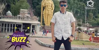 Kamu tentu masih ingat dengan lagu ciptaannya yang sempat jadi bahan tertawaan juri saat itu? Kini, lagu Gabe sukses menjadi viral ke-10 di Malaysia.