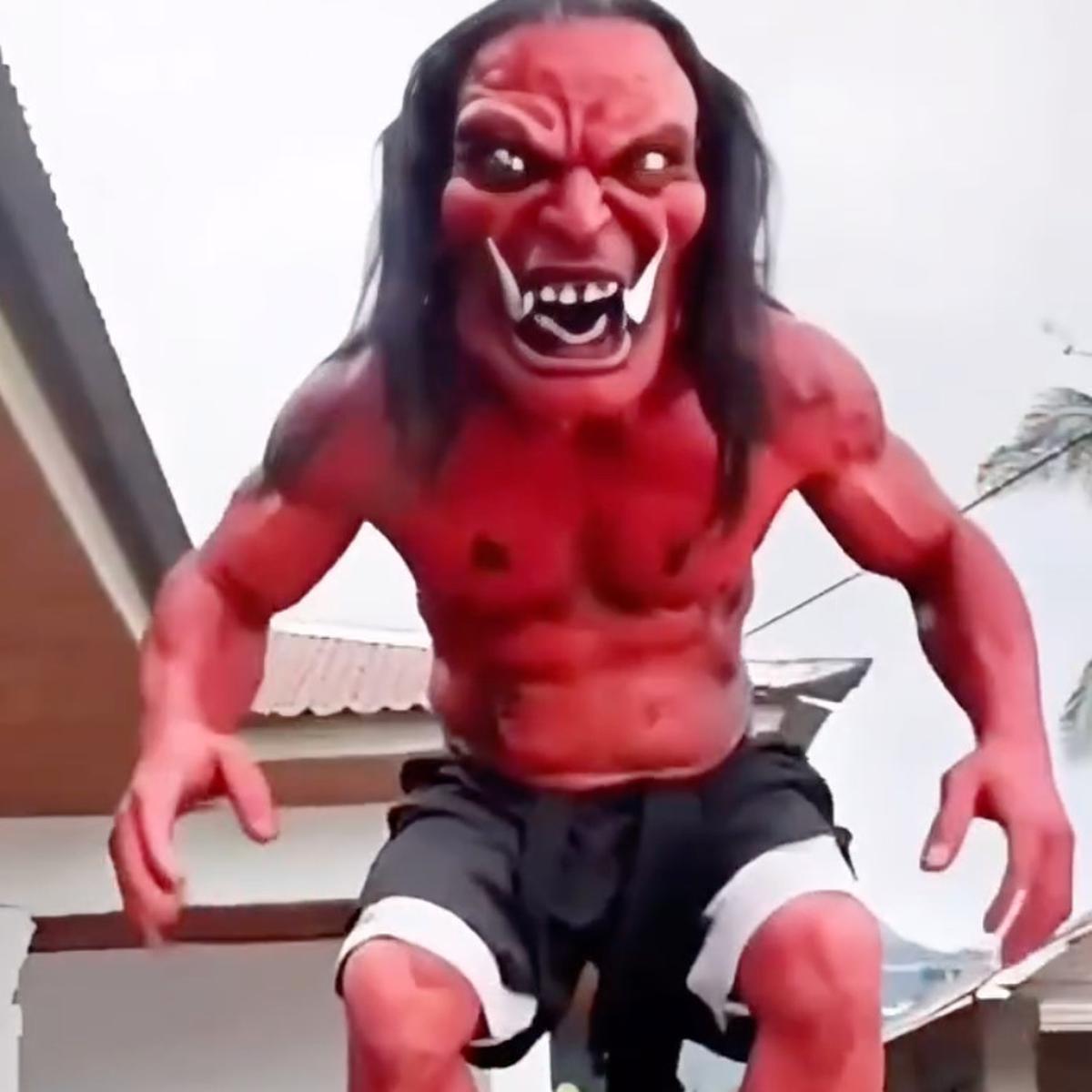 patung ogoh-ogoh ai