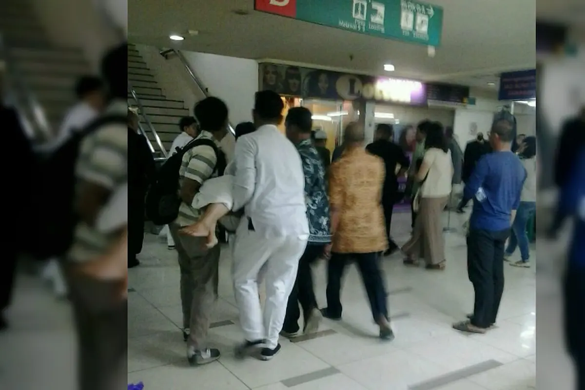 LIft jatuh di Blok M Square