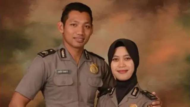 True Story! Polwan asal Pontianak Ini Lihat Ijab Qabul Calon Suami Lewat Video Call