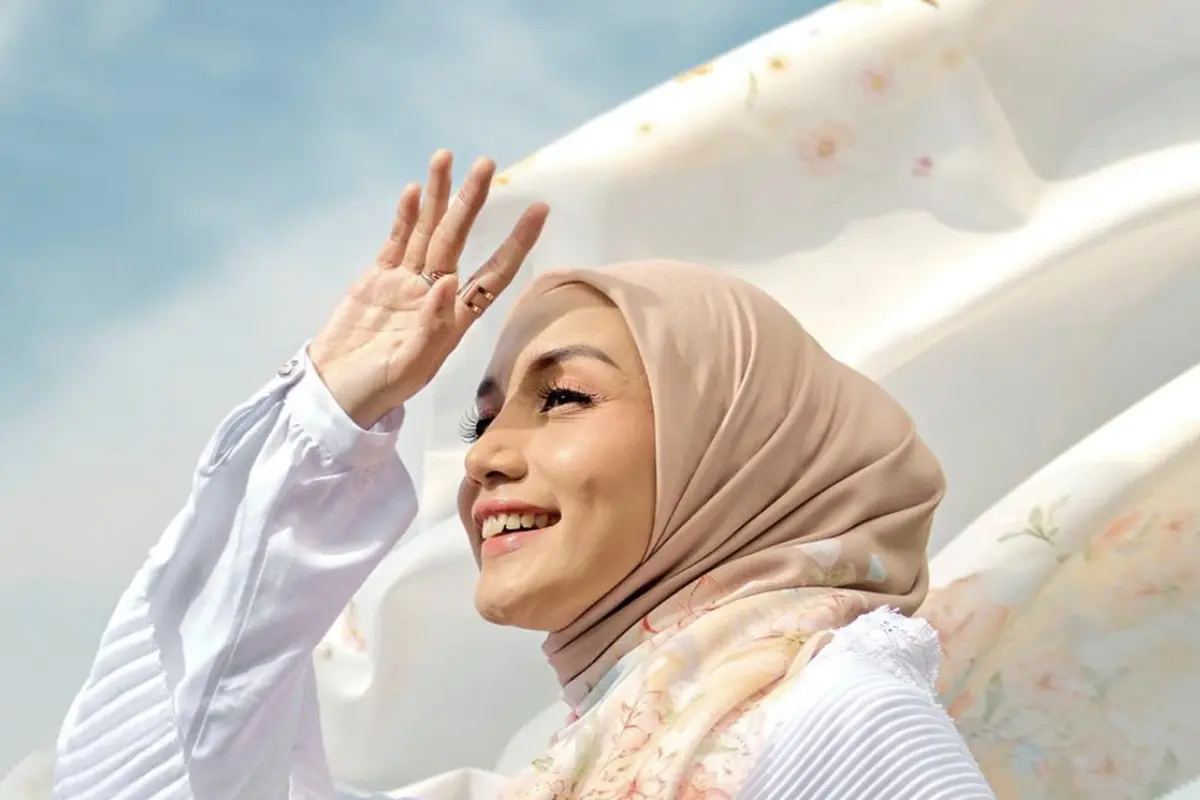 HIRA